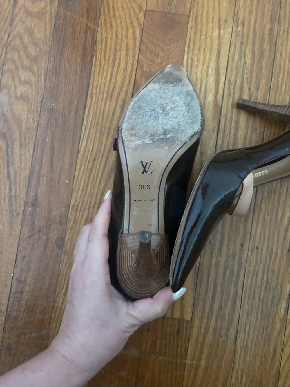 Louis Vuitton Black Patent Pointed Toe Pumps with Nude Accent Strap - Picture 3 of 4